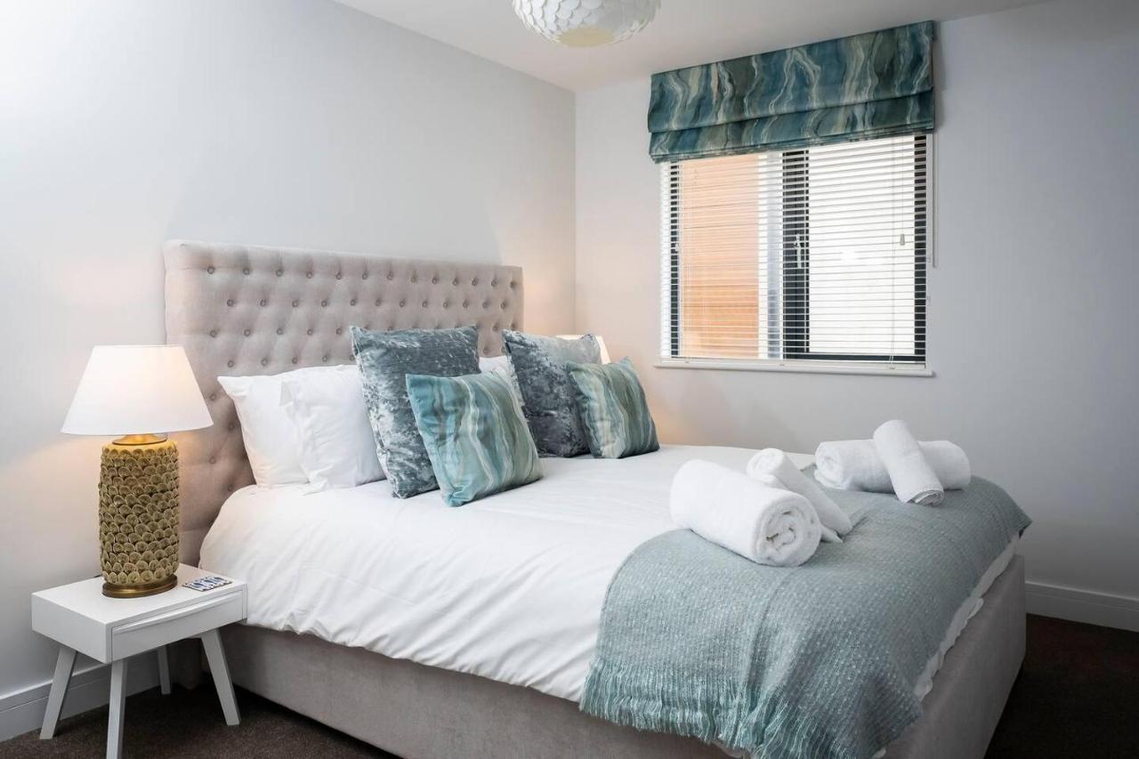 4br-8guests-balcony-beachview-pool-pets * Woolacombe